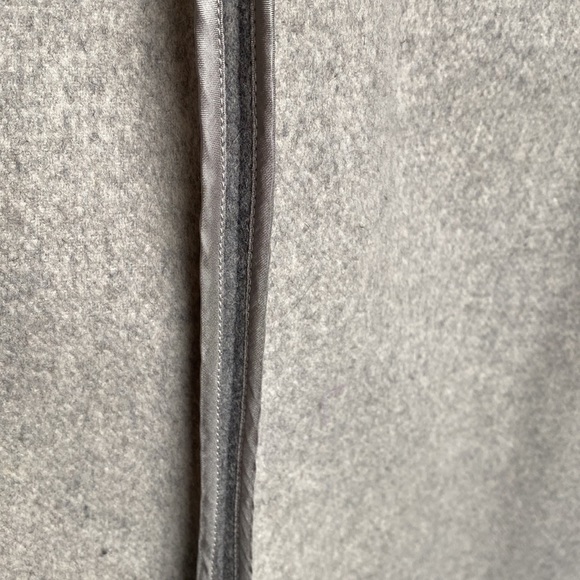 Abercrombie& Fitch Wrap Around  coat jacket. Large - Picture 3 of 4